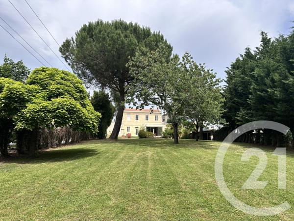 Maison à vendre  9 pièces - 192 m2 FARGUES ST HILAIRE - 33