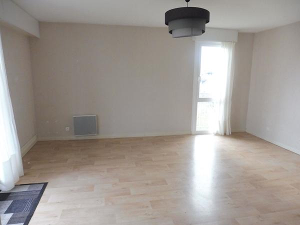 Appartement La Chaussee Saint Victor 4 pièce(s) 81 m2