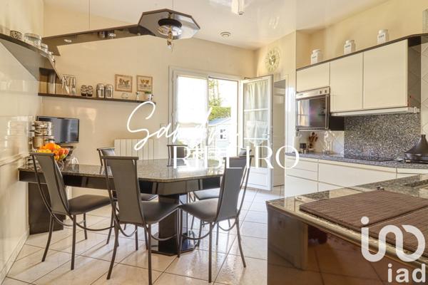 Maison à vendre 8 pièces 220 m² Saint-Prix