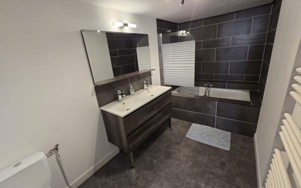 Maison à louer    5 pièces •  Saint-Nazaire-d'Aude