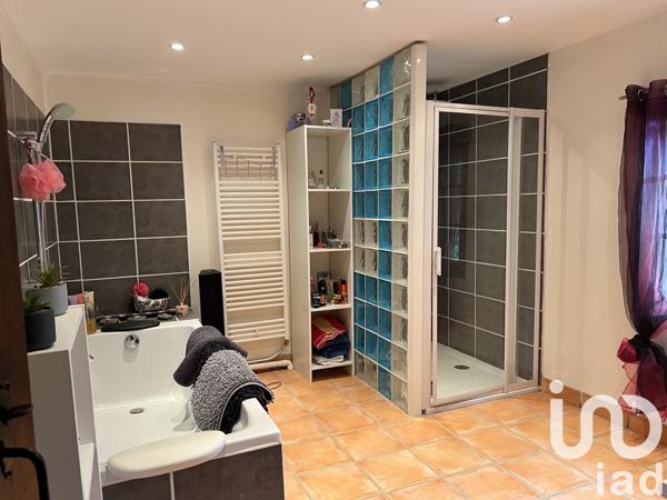 House for sale 6 rooms 277 m² Montjean