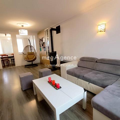 Maison à CHOLET, 49300 - 4 pièces 92m²