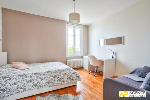 Maison Le Mesnil-le-Roi - Maisons-Laffitte - 4/5 chambres €1 250 000 ** - Référence 4521