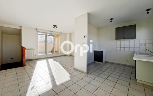 Appartement à vendre    3 pièces • 68,90 m2 Saint-Martin-en-Haut