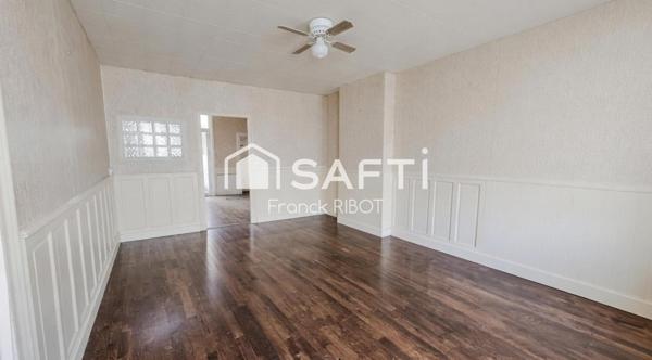 Maison de 120m2 avec cour fermée et dépendance