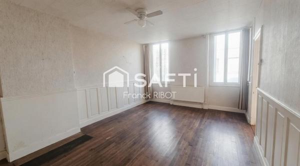 Maison de 120m2 avec cour fermée et dépendance