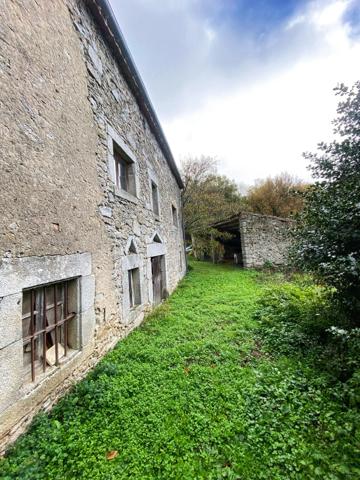 Maison à renover au coeur de la foret du Sidobre