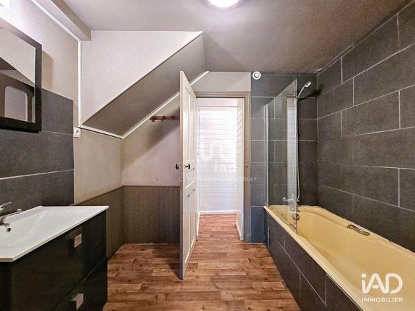 Maison à vendre 5 pièces 300 m² Mézières-sur-Seine