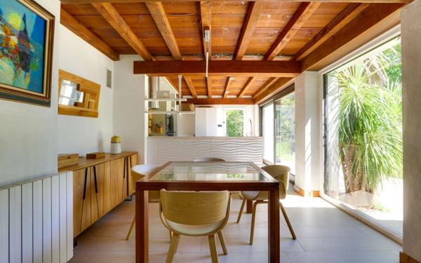 Maison à vendre    5 pièces •  Urrugne