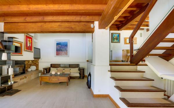 Maison à vendre    5 pièces •  Urrugne