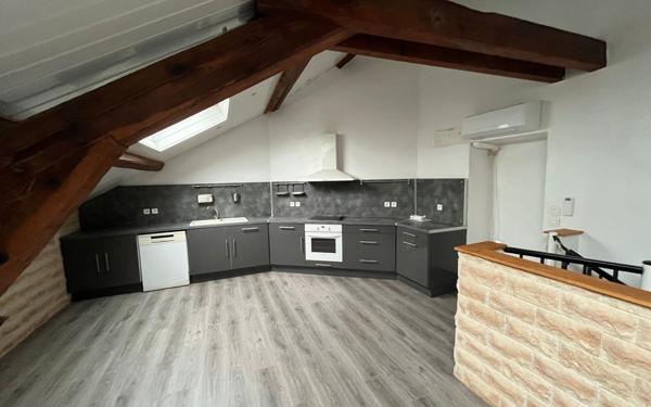 Appartement à vendre    3 pièces •  Pont-de-Chéruy