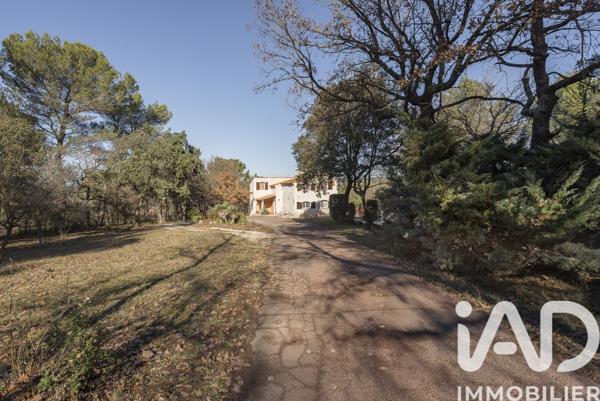 Maison à vendre 8 pièces 226 m² Éguilles