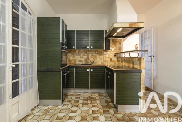 Maison à vendre 8 pièces 226 m² Éguilles