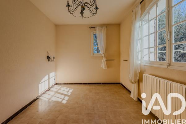 Maison à vendre 8 pièces 226 m² Éguilles