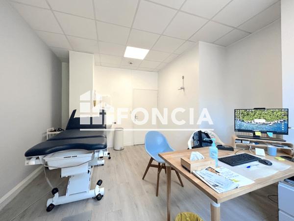 Location Local commercial 2 pièces 43 m² - 25-27 RUE OCTAVE FEUILLET Nantes 44000