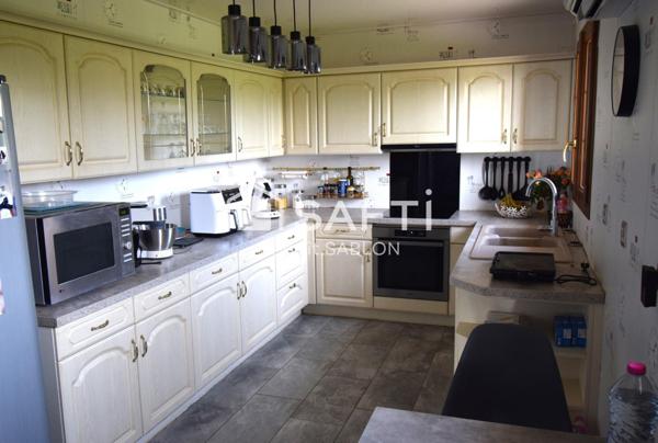 Maison Normande 3 chambres, terrain 2700m², garage