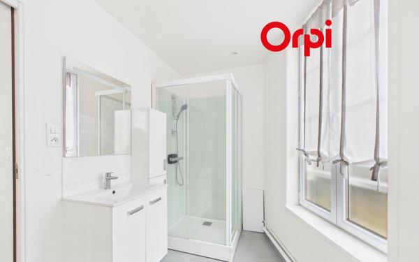 Appartement à louer    3 pièces •  Bernay