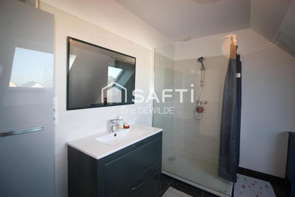 Saint-Martin-des-Champs : Maison contemporaine et familiale idéale