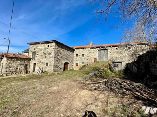 A VENDRE CORPS DE FERME SECTEUR CHAULHAC