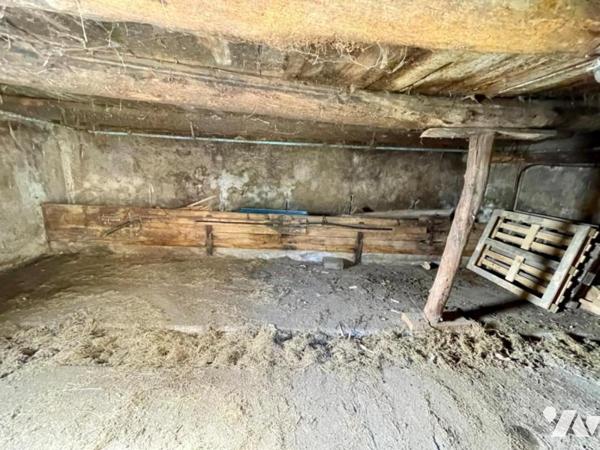 A VENDRE CORPS DE FERME SECTEUR CHAULHAC