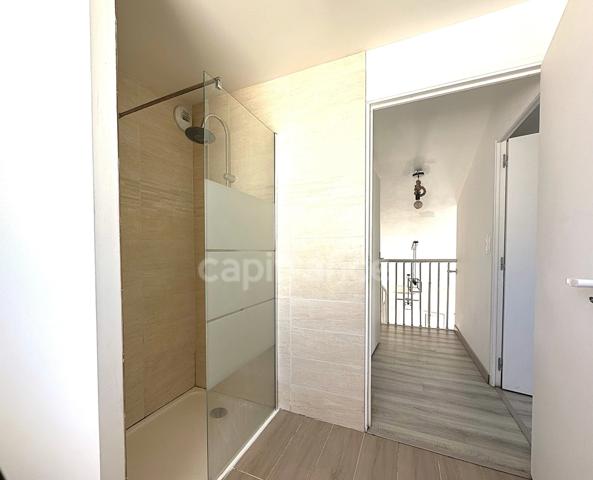LANTON (33)Coté Bassin- Maison 3 pieces en duplex-74m²-terrasse-jardinet-parking interieur