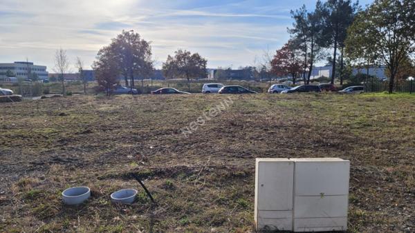 TERRAIN CONSTRUCTIBLE LE MANS