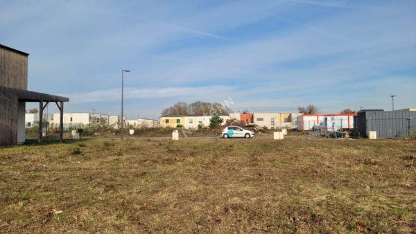 TERRAIN CONSTRUCTIBLE LE MANS