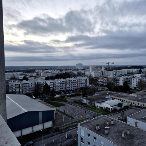 T3 lumineux avec balcon