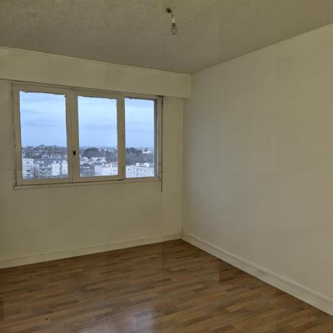 T3 lumineux avec balcon