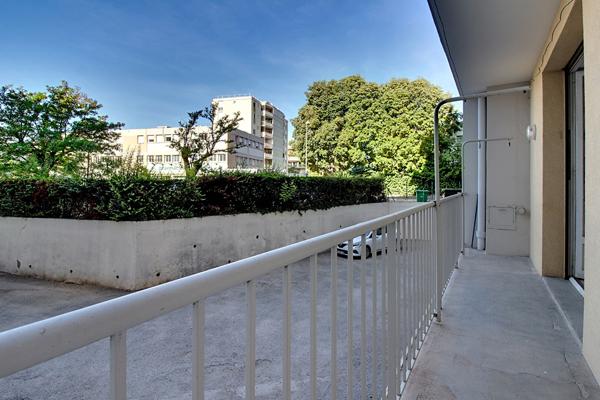 À VENDRE EN EXCLUSIVITÉ ! DRAGUIGNAN Appartement T4 de 84 m² en rez-de-chaussée