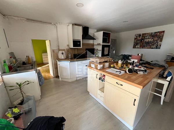 MAISON  À RÉNOVER - Montbizot