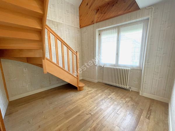 MAISON 3 CHAMBRES AVEC TERRAIN DE 100M² EN PLEIN COEUR DE VALENCAY PROCHE COMMERCES ( INDRE36)