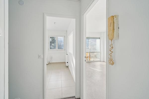 A VENDER - APPARTEMENT 40m² - BAGNOLET LIMITE ROMAINVILLE