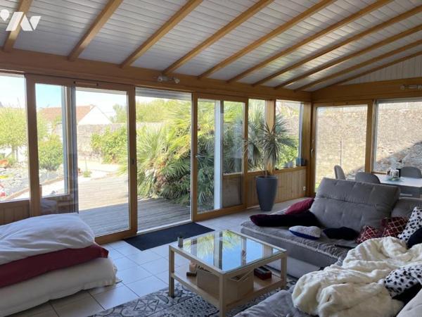PAIMBOEUF - Maison 6 pièces + Dépendance aménagée