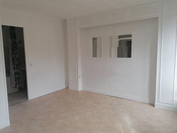 Appartement Milly La Foret 1 pièce(s) 30 m2