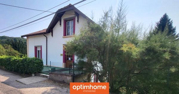 Maison bourgeoise de 1927 sur terrain de 6354m² Garages indépendants