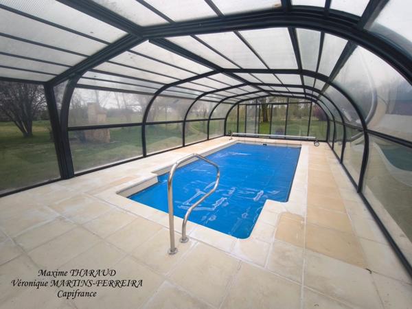 À Vendre : Charmante Maison 7 pièces avec Piscine Chauffée DUN-LE-POELIER (36)