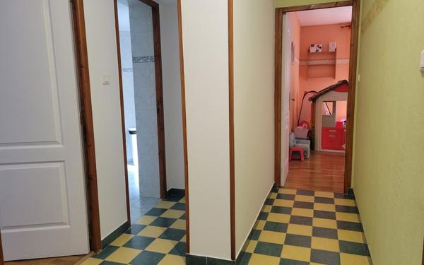 Maison à louer    5 pièces •  Le Creusot