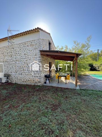 Propriété avec maison et dépendance, 2 piscines