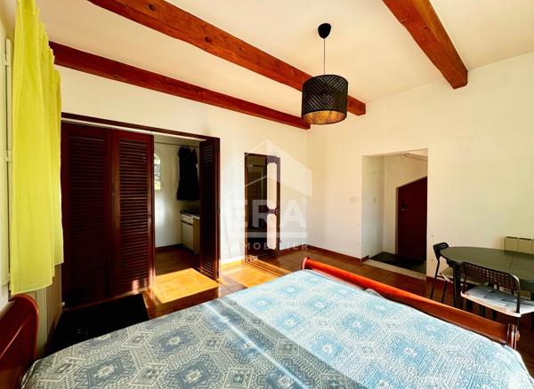 A vendre - Propriété avec Piscine - Jardin - Perpignan