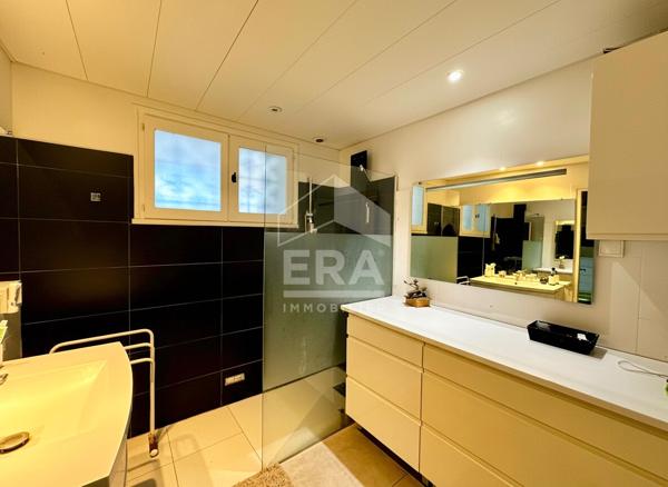 A vendre - Propriété avec Piscine - Jardin - Perpignan