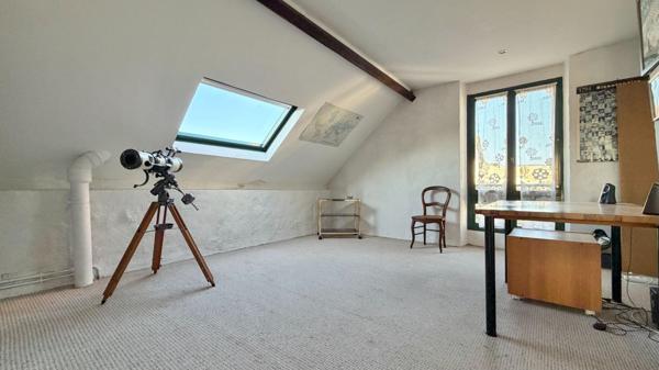 Maison Corbeil Essonnes 10 pièce(s) 240 m2