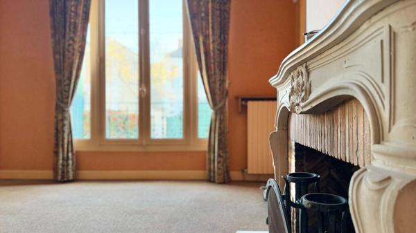 Maison Corbeil Essonnes 10 pièce(s) 240 m2