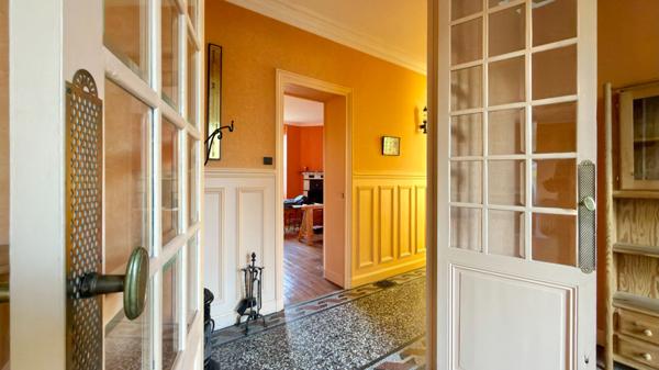 Maison Corbeil Essonnes 10 pièce(s) 240 m2