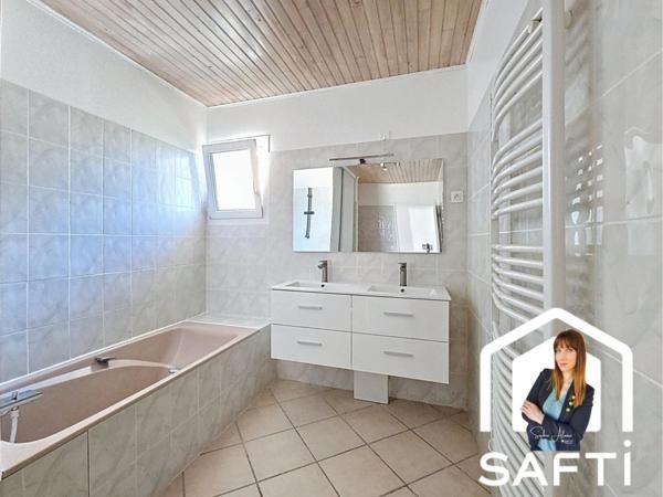 Charmante maison de plain-pied 135 m2 à SAINT-HILAIRE-DU-ROSIER (38840)