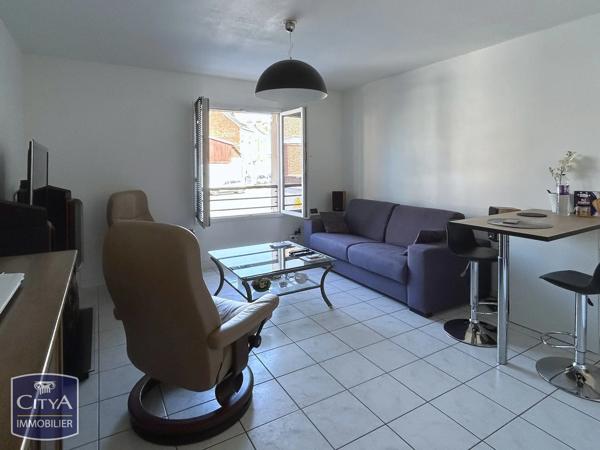 Appartement à vendre 2 pièces 47.55m² Saint-Quentin (02100)