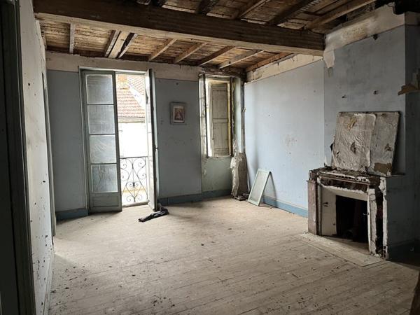 Immeuble à vendre |  Nogaro |  227 m²