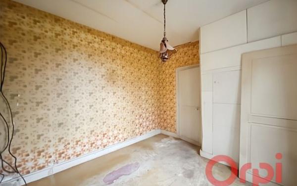 Maison à vendre    3 pièces • 46 m2 Saint-Loup-des-Chaumes