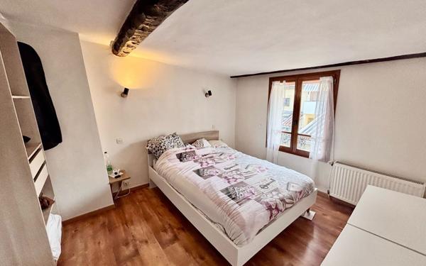 Maison à vendre    3 pièces •  Tallard