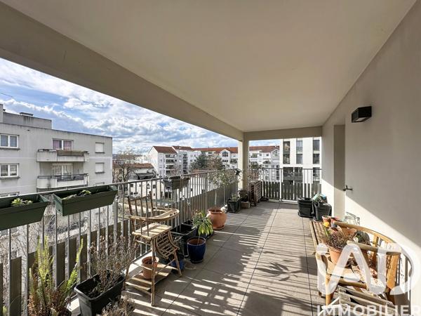 Appartement à vendre 4 pièces 81 m² Lyon 8